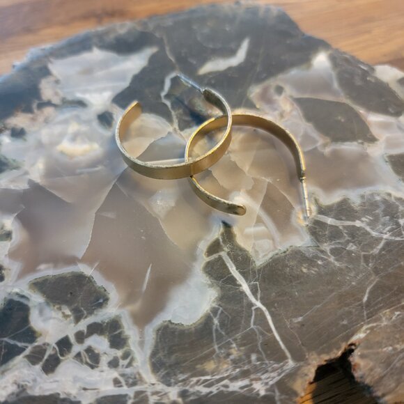 Gold 1" Hoop Earrings with .25" Band Width - Picture 4 of 13